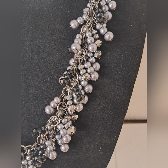 Vintage Grey and Black pearl stranded necklace. - Picture 4 of 5